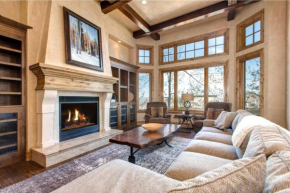 KBM Resorts: VIN-17 Luxurious Ski Access Chefs Kitchen 3 Fireplaces Free winter shuttle